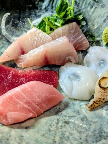 先月に続き2回目のご来店誠にありがとうございます。

今週は火、水、木、金、土曜は18:00からお席ご案内できます。
皆様のご来店お待ちしております。

#日本酒居酒屋 #一人飲み #日本酒バー #新橋居酒屋 #新橋日本酒