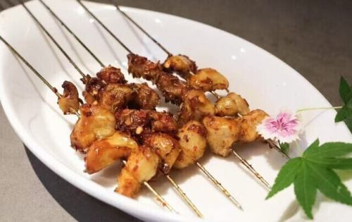 닭 연골 그릴 꼬치 (5 꼬치)