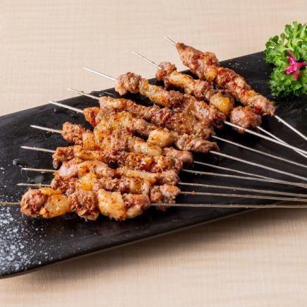 <신규 내점의 손님 한정>2시간 음료 무제한+램 꼬치 or 쇠고기 꼬치 10개 첨부의 유익 플랜♪3390엔→1980엔