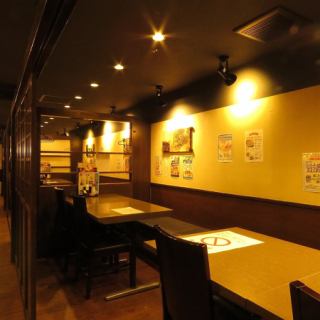 個室になるテーブル席は8名・10名もOK！　新型コロナウイルス感染症の対策として、仕切りが無いお席で別グループのお客様が隣接しないように、一部のお席を使用禁止としております。