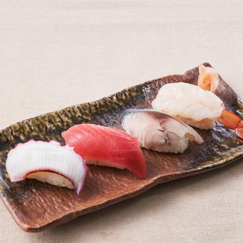お任せ寿司4種盛り合せ