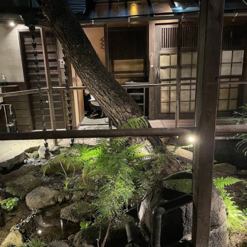 都会の中で時を忘れる空間