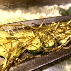 きゅうりの一本浅漬け