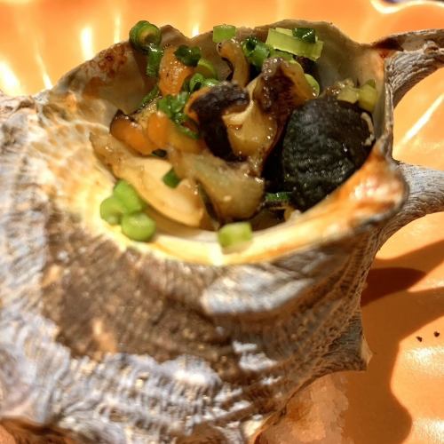 サザエつぼ焼き　１個　/ 焼き牡蠣　2個