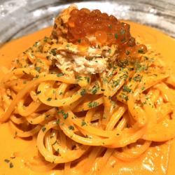 ズワイガニ　トマトクリーム