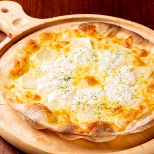 4種のチーズピザ