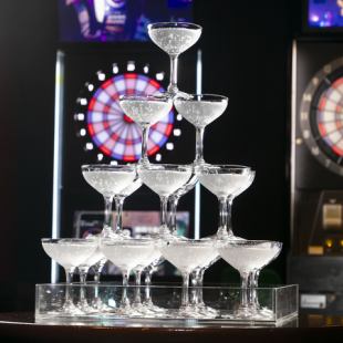 【卒業パーティープレミアム】シャンパンタワー付3時間飲み放題・お料理10品☆6600円ダーツ無料