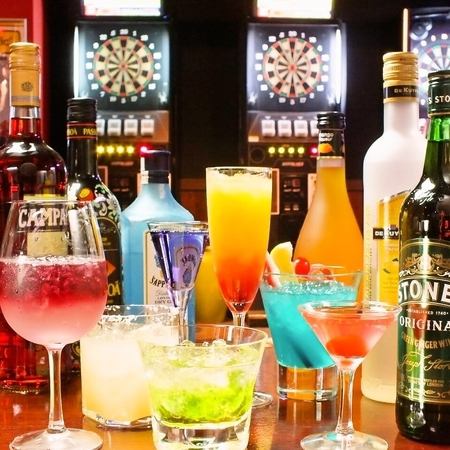 Approximately 150 types of all-you-can-drink cocktails are available ◎