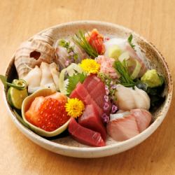 漁港の刺身10点豪快盛り