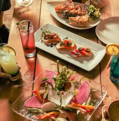 19時以降10名様から限定【2H飲放付】ブルスケッタやパスタ、サラダ等全7品 5500円(税込)