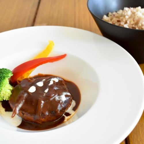 【メイン】ハンバーグ