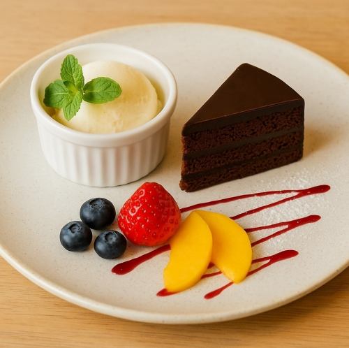 【オプション】フリードリンク&デザートセット