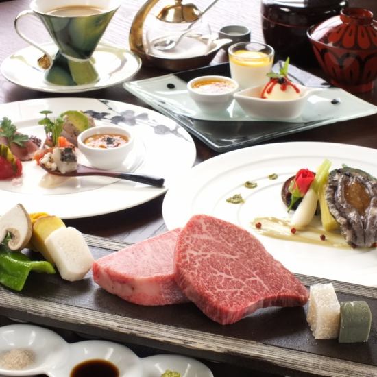 Embodying an art dish that combines teppanyaki and creative dishes with A5 grade cow, natural fish and fresh vegetables
