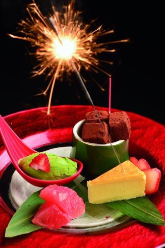 お祝いや大切な日にもお手伝い♪お昼の女子会にもデザートプレートをご提供しております♪