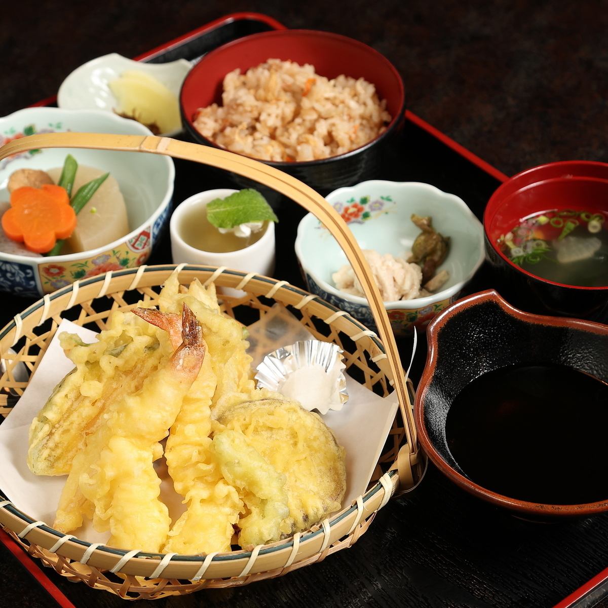 A superb space where you can enjoy authentic Japanese food at a reasonable price♪ Book early!