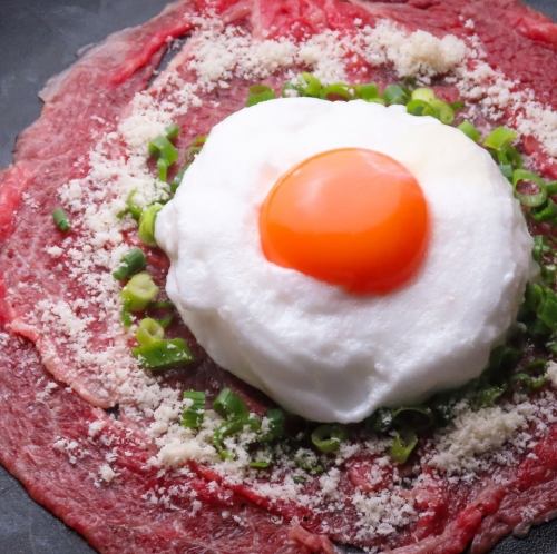 Fluffy and melty Wagyu beef yukhoe with cheese