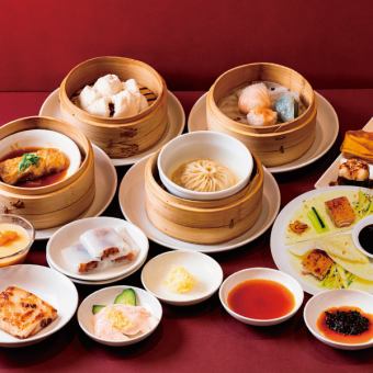 【新登場】大籠包×点心満載！北京ダック風チキン包み付き全10品！お一人様5,300円