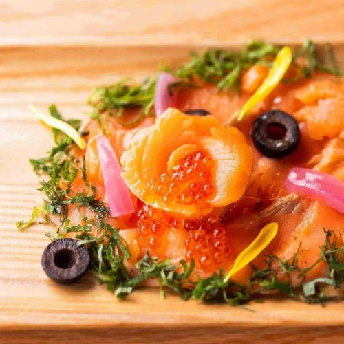 Smoked salmon and salmon roe carpaccio