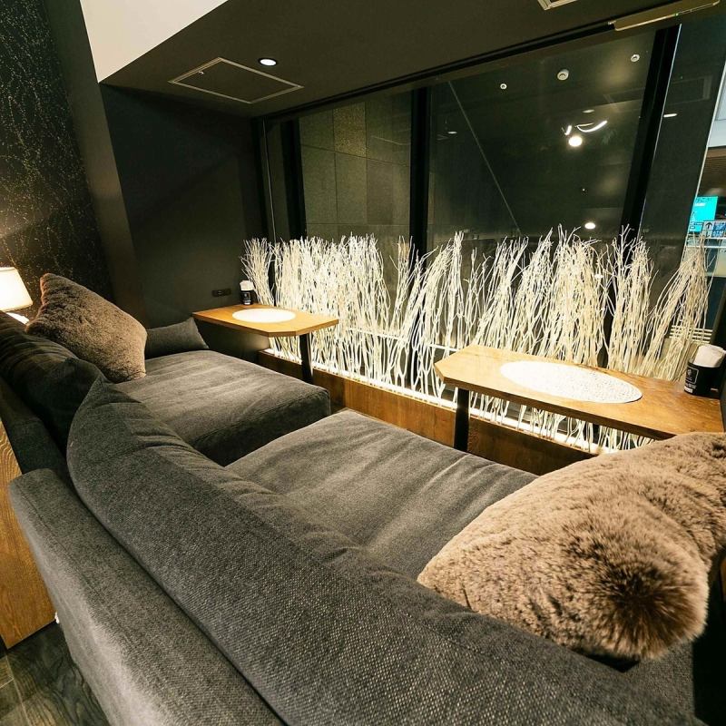 お席 | CAFE LOUNGE mosuKe カフェラウンジモスケ