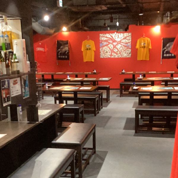 [A quick bite to eat by yourself after work] We also have seats that can be used comfortably even by one person.Please use it for a quick drink after work.