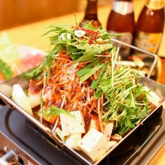 [Absolutely great value Chiritori hotpot course♪ 2 hours of all-you-can-drink included] ≪7 dishes in total≫ Chiritori hotpot course 5,000 yen (tax included)