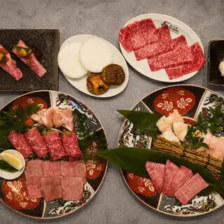 一家日式烤肉店。奖励套餐◇共13道菜，7500日元