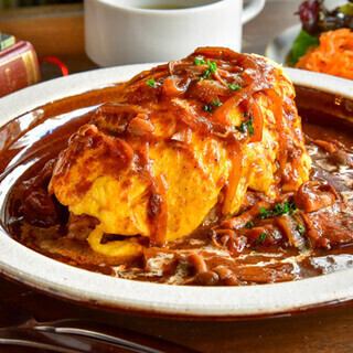 夕方まで楽しめる遅ランチ