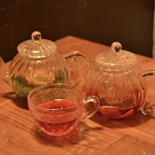 Herb and fruit flavored tea