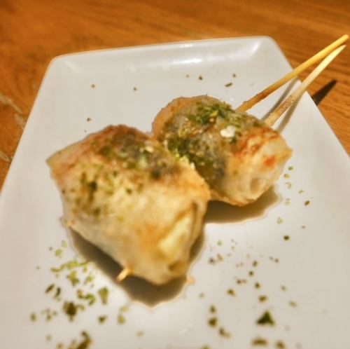 New potato rolls with seaweed, salt and butter