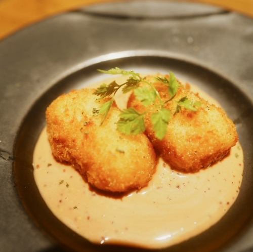 Salmon cream croquette (1 piece)