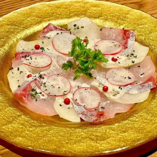 カンパチと洋梨のカルパッチョ