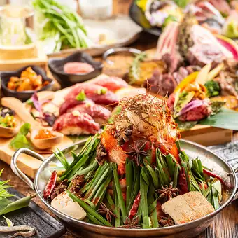 【夏彩和華コース】鮮魚二種盛りに、夏の旨辛!麻辣鍋を堪能。2時間飲み放題+料理7品4000円
