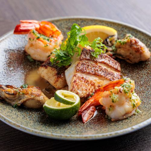 해물도 철판구이로 구워낸다