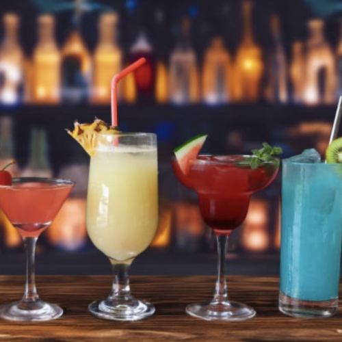 カクテルやサワーも飲み放題♪豊富な飲み放題メニュー