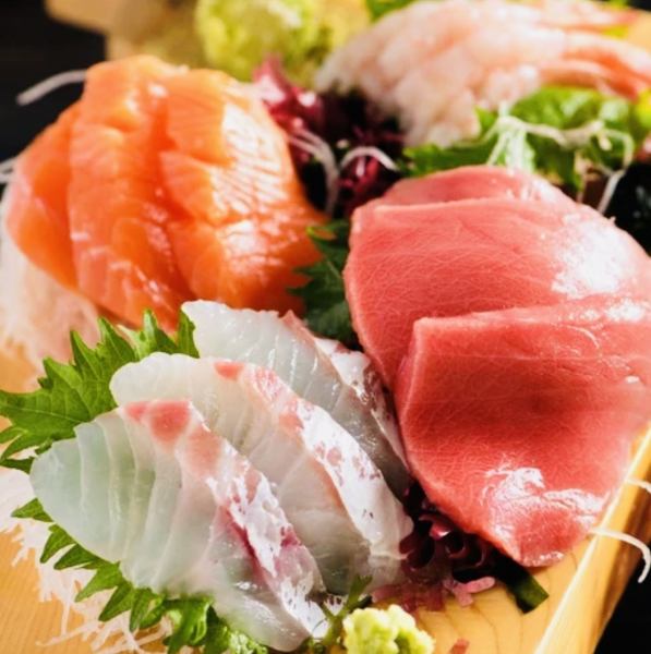 Enjoy a luxurious seafood platter in a private room | Perfect for anniversaries and business entertainment!