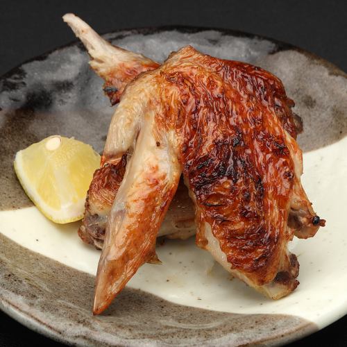 [Shingen chicken] Crispy skin, one chicken wing (salt or sauce)