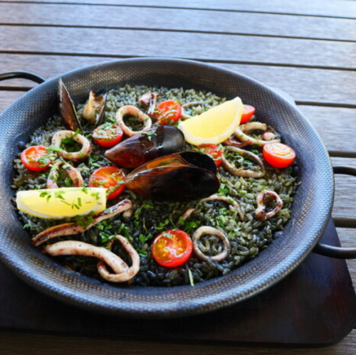 イカ墨のパエリア