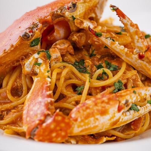 Specialty! Blue crab in tomato sauce