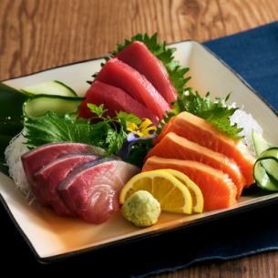 Assortment of 3 kinds of sashimi