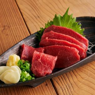Horse sashimi lean meat