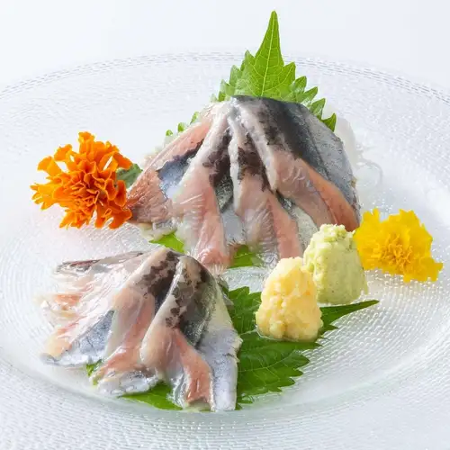 [Sanriku-produced] Pacific saury sashimi