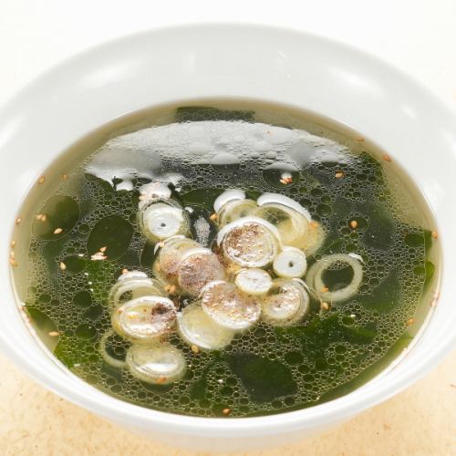 わかめスープ