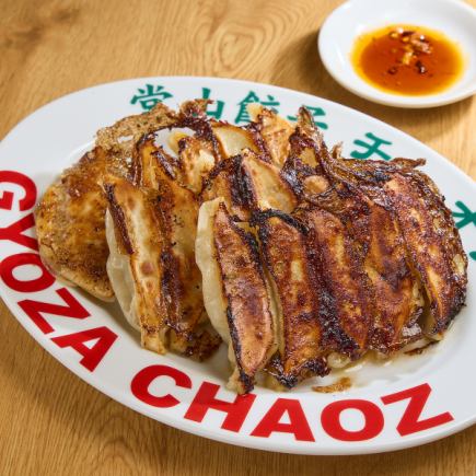 【特色多汁肉餡煎餃、肉餡起司煎餃、溏心煎餃】包含2小時暢飲！煎餃宴套餐 3,500日元