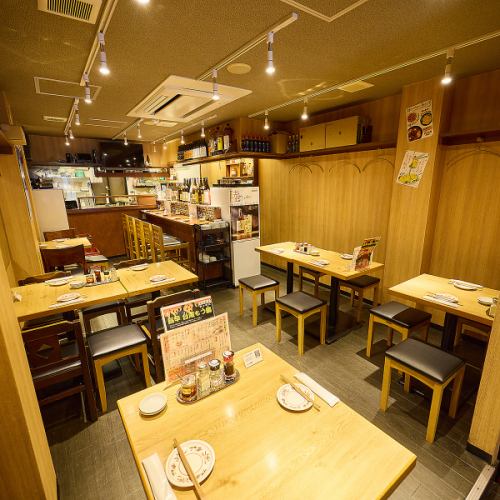 캐주얼 한 공간에서 만두