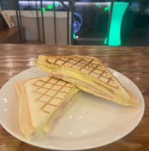 ホットサンド　グラタン