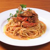 Blue crab and rich tomato cream pasta