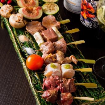 【地鶏炭火焼鳥10種食べ放題！】＜2.5時間飲み放題付＞全17品お得な満腹コース5500→3990円