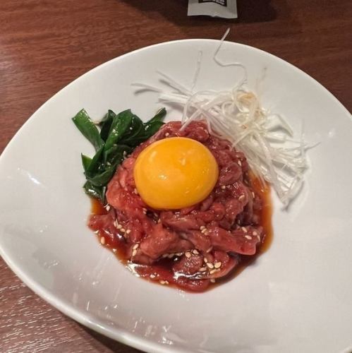 鶏ユッケ