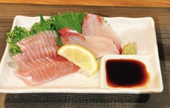 お造り盛り合わせ