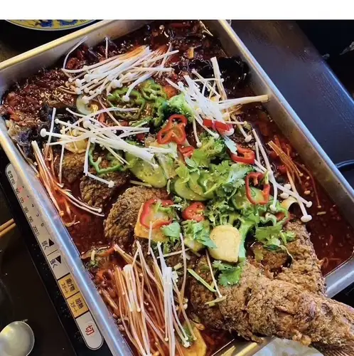 양고기 척추 쓰촨 바람 냄비 삶은 / 말라 암소 벌 둥지 냄비
